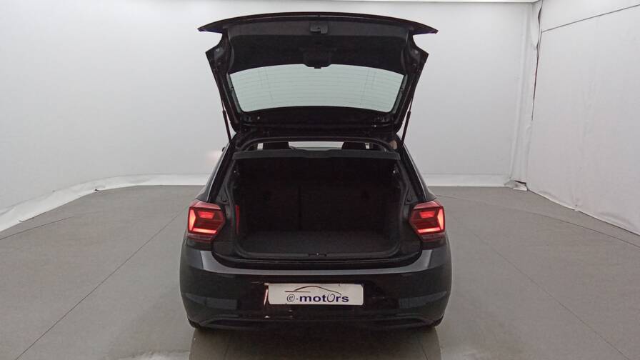 Mandataire Automobile occasion, recherche de Volkswagen Polo-1-0-tsi-95-dsg7-lounge-plus-gps-plus-pdc-ar-av - E-Motors