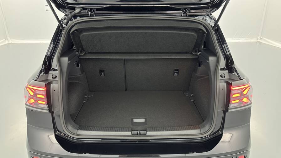 Mandataire Automobile neuf, recherche de Volkswagen T-cross-1-0-tsi-116ch-r-line-dsg7 - E-Motors