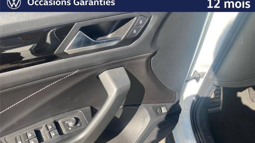 Mandataire Automobile occasion, recherche de Volkswagen T-roc-1-5-tsi-evo2-150-start-stop-dsg7-r-line - E-Motors