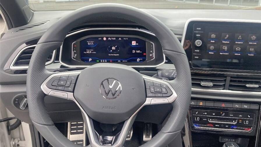 Mandataire Automobile occasion, recherche de Volkswagen T-roc-1-5-tsi-evo2-150-start-stop-dsg7-r-line-edition - E-Motors