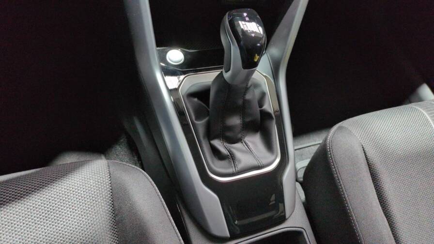 Mandataire Automobile neuf, recherche de Volkswagen T-roc-2-0-tdi-150-start-stop-dsg7-life-plus-plus-jantes-17-plus-sieges-chauffants - E-Motors