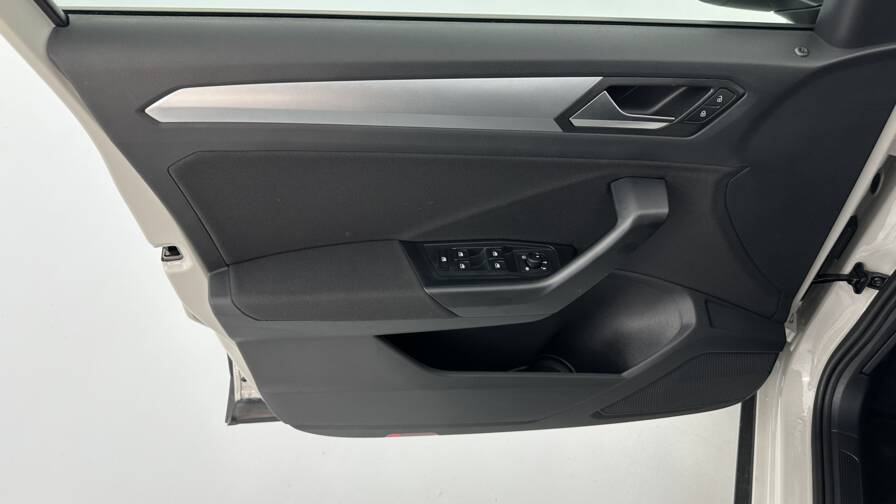 Mandataire Automobile neuf, recherche de Volkswagen T-roc-2-0-tdi-150ch-edition-dsg7 - E-Motors