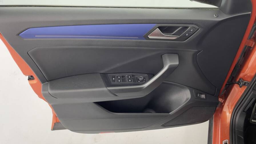 Mandataire Automobile occasion, recherche de Volkswagen T-roc-2-0-tsi-300ch-r-4motion-dsg7 - E-Motors