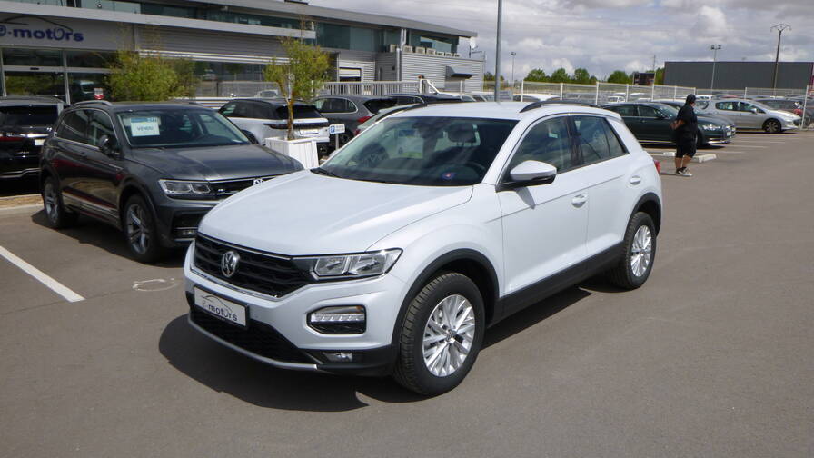 Avis-mandataire-auto-Emotors-Volkswagen-T-roc-Lounge-tsi-110-plus-cam-ra-plus-pack-hiver.