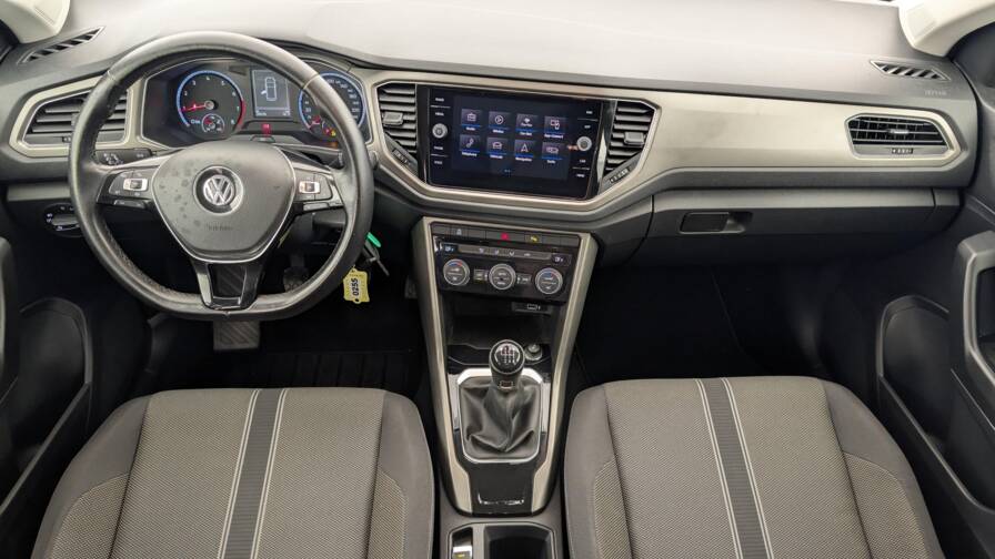 Mandataire Automobile occasion, recherche de Volkswagen T-roc-1-0-tsi-115-start-stop-bvm6-lounge-business - E-Motors