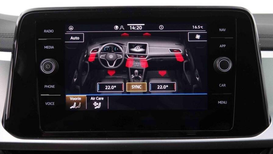 Mandataire Automobile neuf, recherche de Volkswagen T-roc-1-5-tsi-150-dsg-life - E-Motors