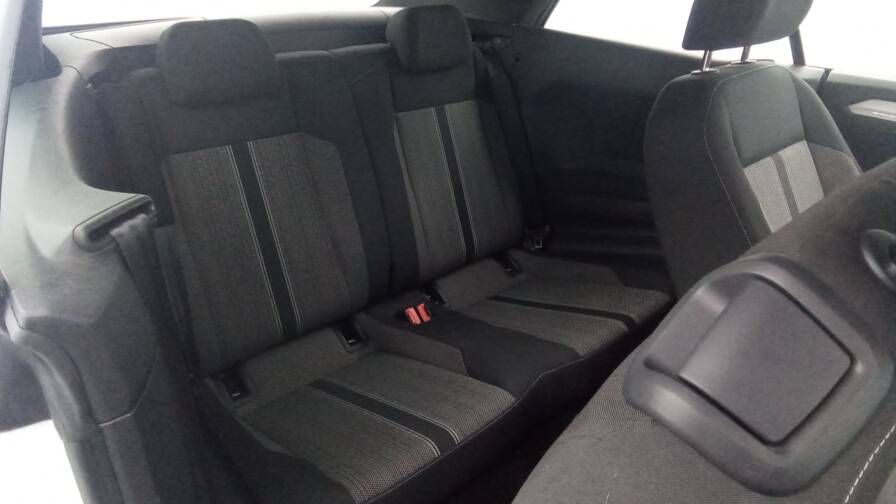 Mandataire Automobile occasion, recherche de Volkswagen T-roc-cabriolet-1-0-tsi-110-start-stop-bvm6-style - E-Motors