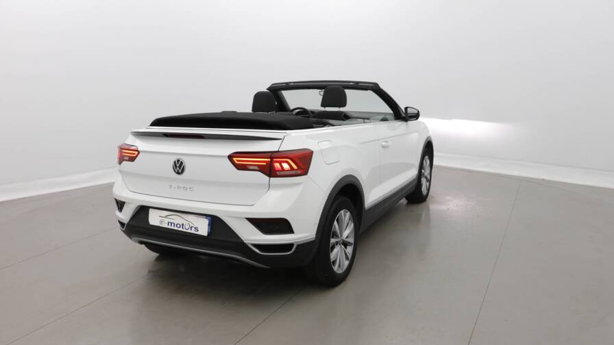 Mandataire Automobile occasion, recherche de Volkswagen T-roc-cabriolet-1-0-tsi-110-start-stop-bvm6-style - E-Motors