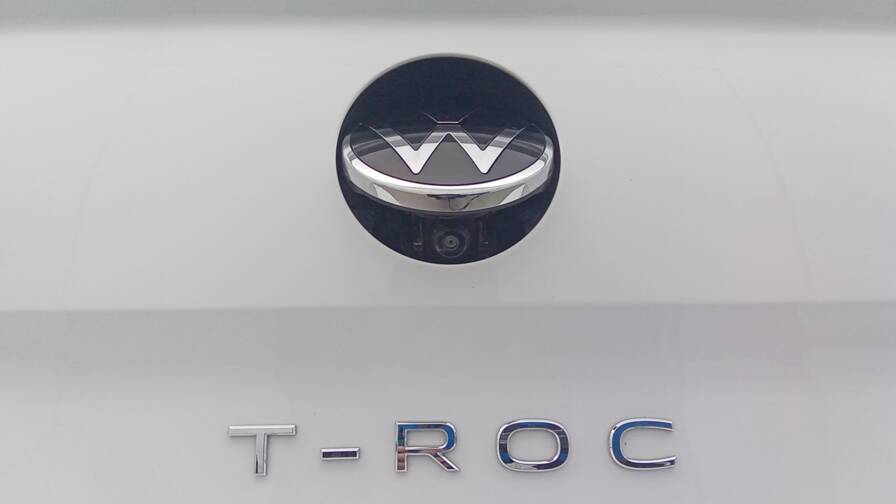 Mandataire Automobile occasion, recherche de Volkswagen T-roc-cabriolet-1-0-tsi-110-start-stop-bvm6-style - E-Motors