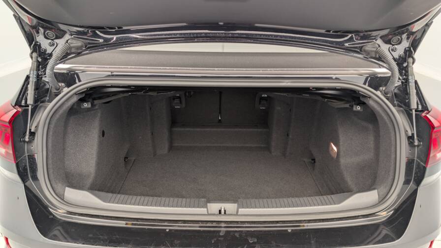 Mandataire Automobile occasion, recherche de Volkswagen T-roc-cabriolet-1-5-tsi-evo-150-start-stop-dsg7-style - E-Motors