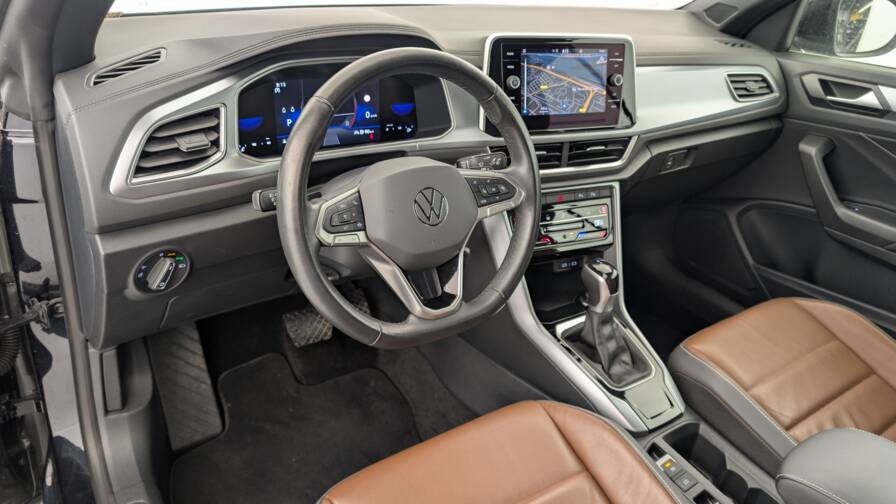 Mandataire Automobile occasion, recherche de Volkswagen T-roc-cabriolet-1-5-tsi-evo-150-start-stop-dsg7-style - E-Motors