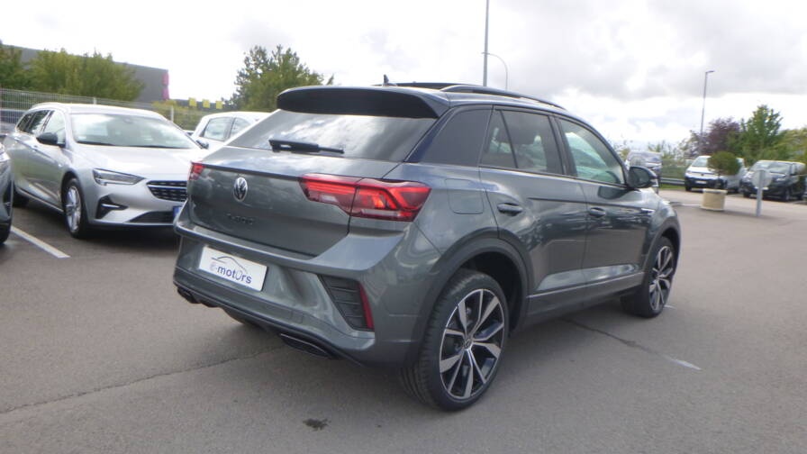 Mandataire Automobile neuf, recherche de Volkswagen T-roc-tdi-150-dsg7-r-line-edition-plus-jantes-19-plus-toit-vitr-plus-pack-black - E-Motors