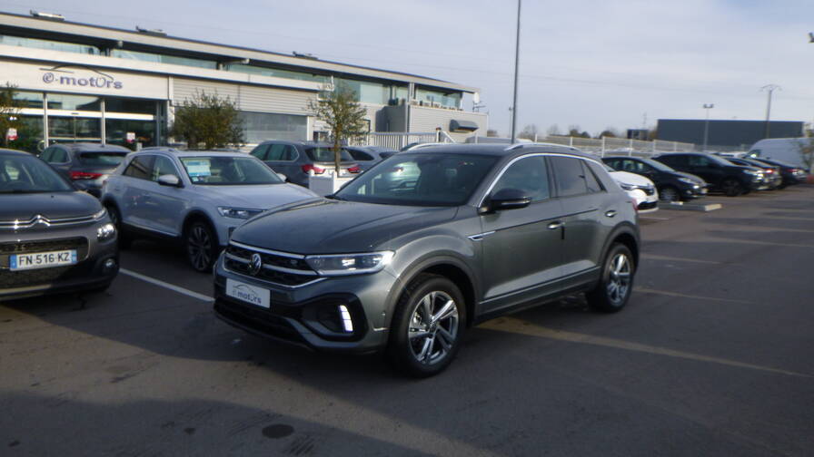 Avis-mandataire-auto-Emotors-Volkswagen-T-roc-R-line-tsi-evo-150-plus-matrix-led.