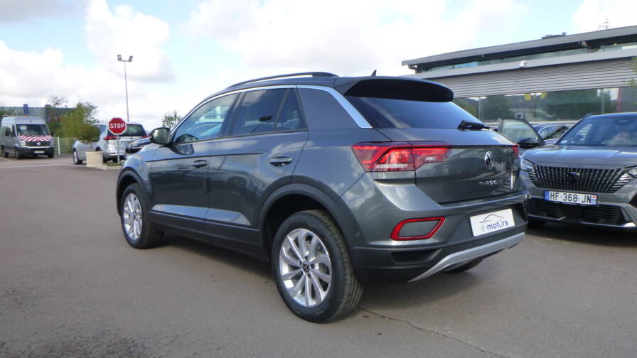 Mandataire Automobile neuf, recherche de Volkswagen T-roc-tdi-150-dsg7-vw-edition-plus-si-ges-av-chauffants-plus-alarme - E-Motors