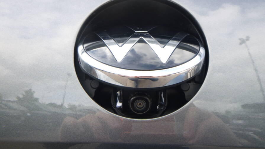 Mandataire Automobile neuf, recherche de Volkswagen T-roc-tdi-150-dsg7-r-line-edition-plus-jantes-19-plus-toit-vitr-plus-pack-black - E-Motors