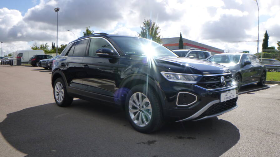 Mandataire Automobile neuf, recherche de Volkswagen T-roc-tdi-150-dsg7-vw-edition-plus-si-ges-av-chauffants-plus-alarme - E-Motors