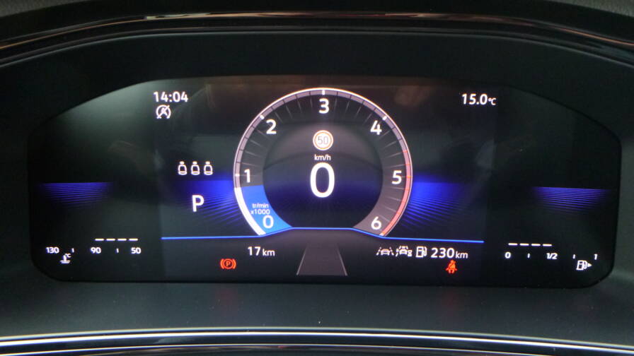 Mandataire Automobile neuf, recherche de Volkswagen T-roc-tdi-150-dsg7-r-line-edition-plus-jantes-19-plus-toit-vitr-plus-pack-black - E-Motors