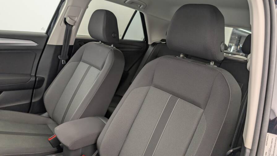 Mandataire Automobile occasion, recherche de Volkswagen T-roc-1-0-tsi-110-start-stop-bvm6-life - E-Motors