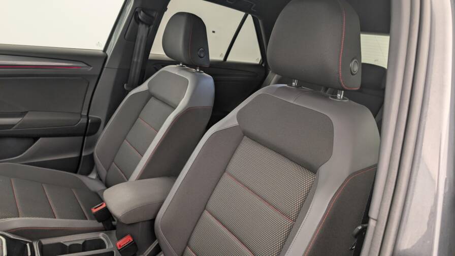 Mandataire Automobile occasion, recherche de Volkswagen T-roc-1-5-tsi-150-evo-start-stop-bvm6-carat - E-Motors