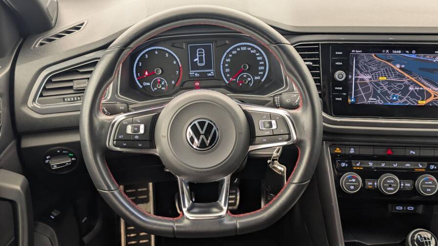 Mandataire Automobile occasion, recherche de Volkswagen T-roc-1-5-tsi-150-evo-start-stop-bvm6-carat - E-Motors