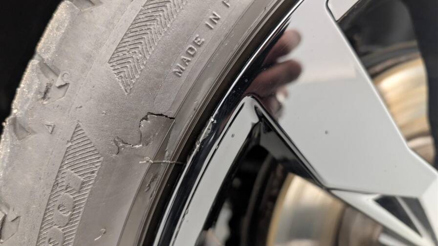 Mandataire Automobile occasion, recherche de Volkswagen T-roc-1-5-tsi-150-evo-start-stop-bvm6-carat - E-Motors