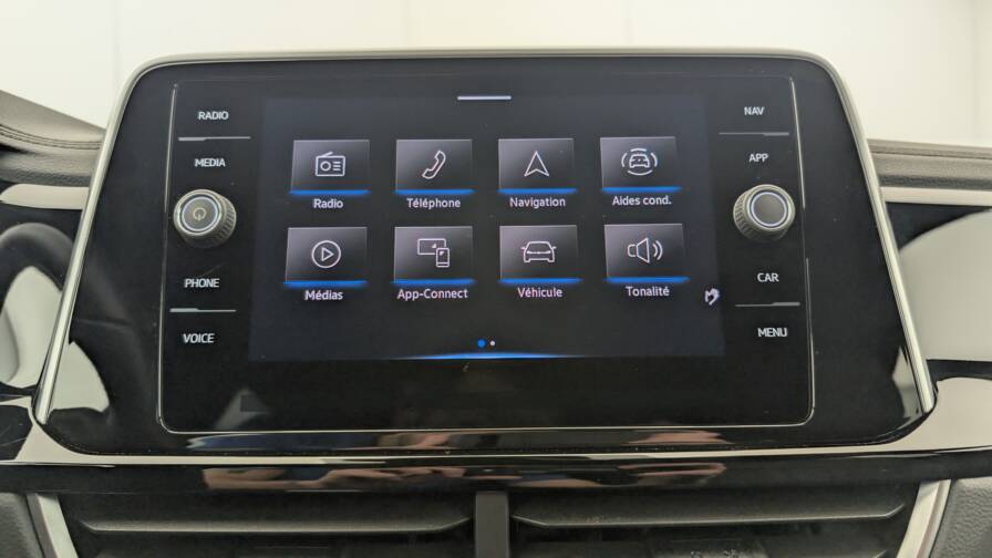 Mandataire Automobile occasion, recherche de Volkswagen T-roc-1-5-tsi-evo-150-start-stop-dsg7-r-line - E-Motors