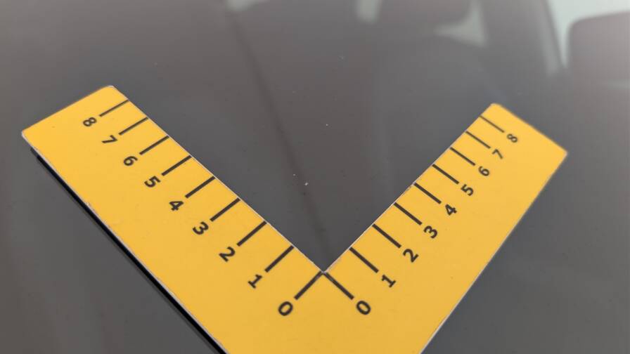 Mandataire Automobile occasion, recherche de Volkswagen T-roc-1-5-tsi-evo-150-start-stop-dsg7-r-line - E-Motors