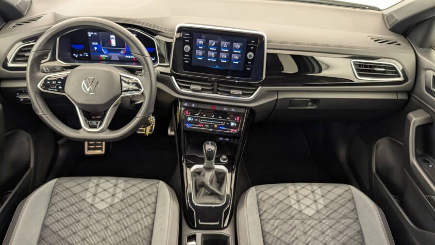 Mandataire Automobile occasion, recherche de Volkswagen T-roc-1-5-tsi-evo-150-start-stop-dsg7-r-line - E-Motors