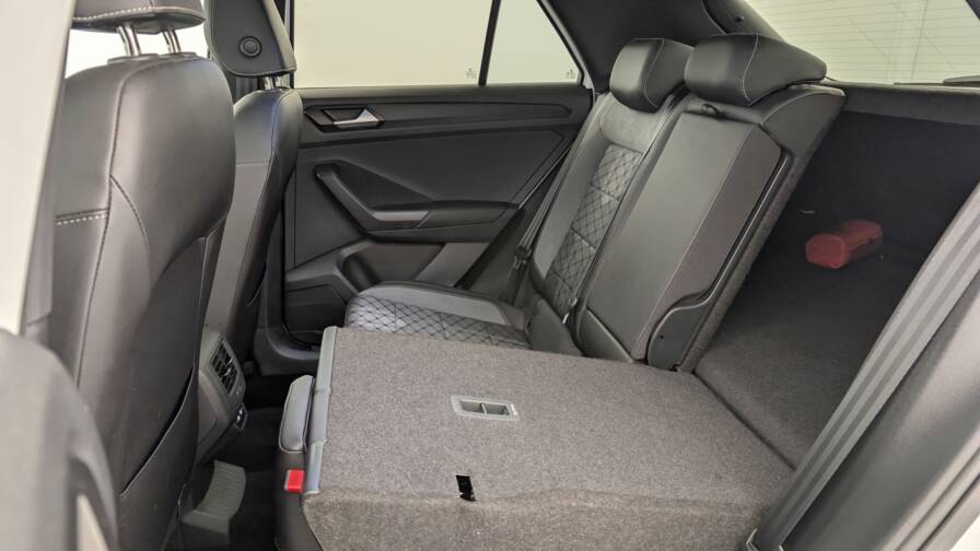 Mandataire Automobile occasion, recherche de Volkswagen T-roc-1-5-tsi-evo-150-start-stop-dsg7-r-line - E-Motors