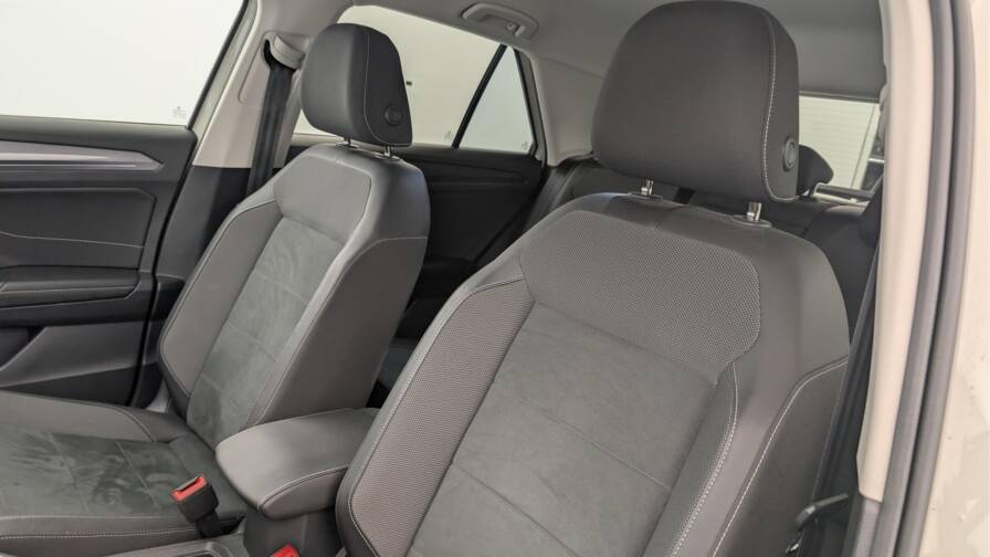 Mandataire Automobile occasion, recherche de Volkswagen T-roc-1-5-tsi-evo-150-start-stop-dsg7-style - E-Motors