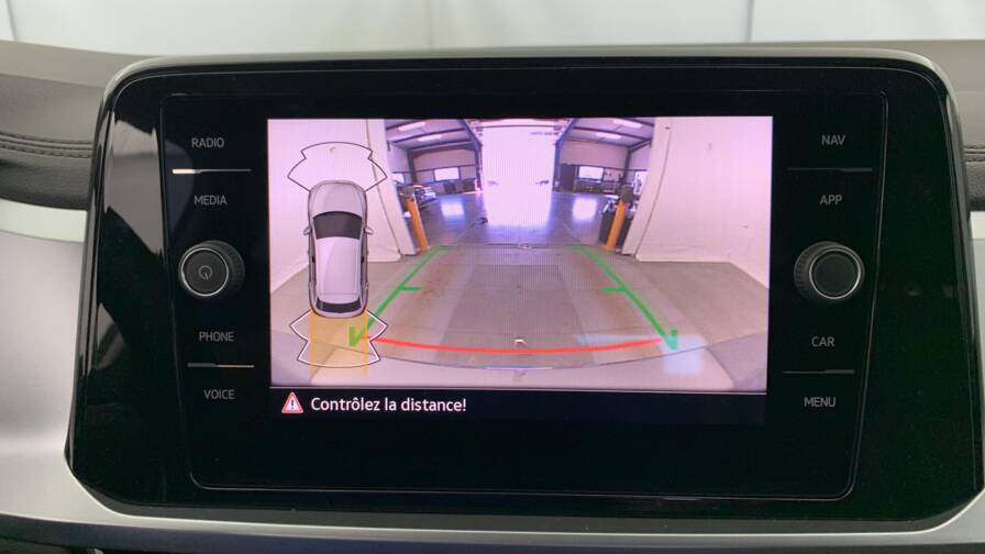 Mandataire Automobile neuf, recherche de Volkswagen T-roc-1-5-tsi-evo2-150-start-stop-dsg7-life - E-Motors