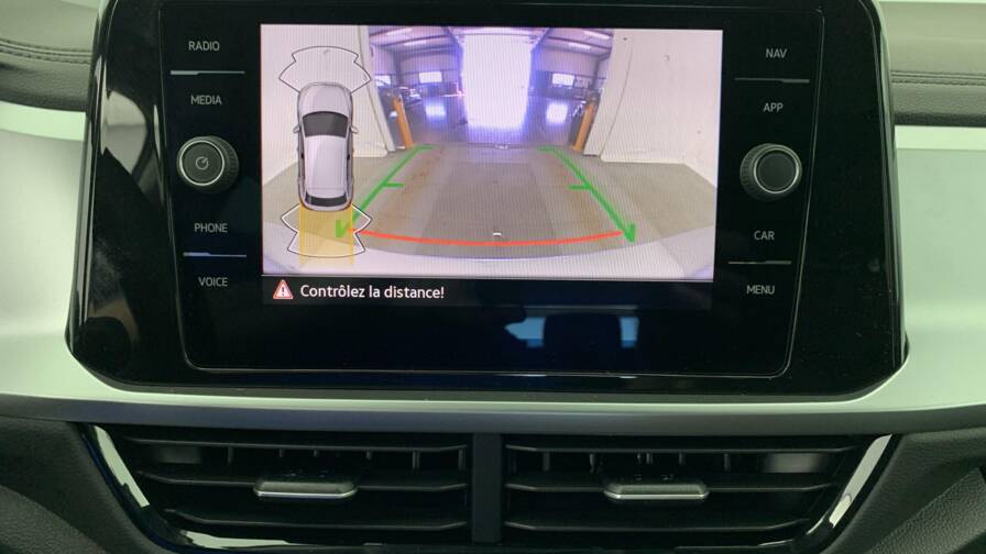 Mandataire Automobile neuf, recherche de Volkswagen T-roc-1-5-tsi-evo2-150-start-stop-dsg7-life - E-Motors