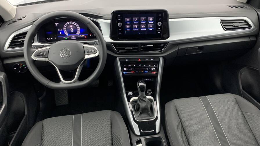 Mandataire Automobile neuf, recherche de Volkswagen T-roc-1-5-tsi-evo2-150-start-stop-dsg7-life - E-Motors