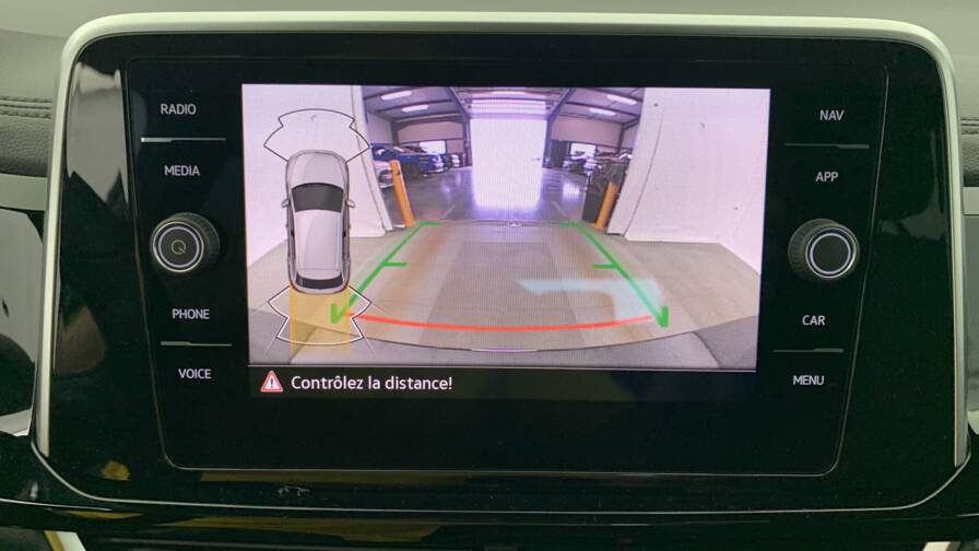 Mandataire Automobile neuf, recherche de Volkswagen T-roc-1-5-tsi-evo2-150-start-stop-dsg7-r-line-edition - E-Motors