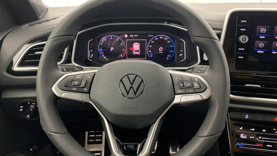 Mandataire Automobile neuf, recherche de Volkswagen T-roc-1-5-tsi-evo2-150-start-stop-dsg7-r-line-edition - E-Motors