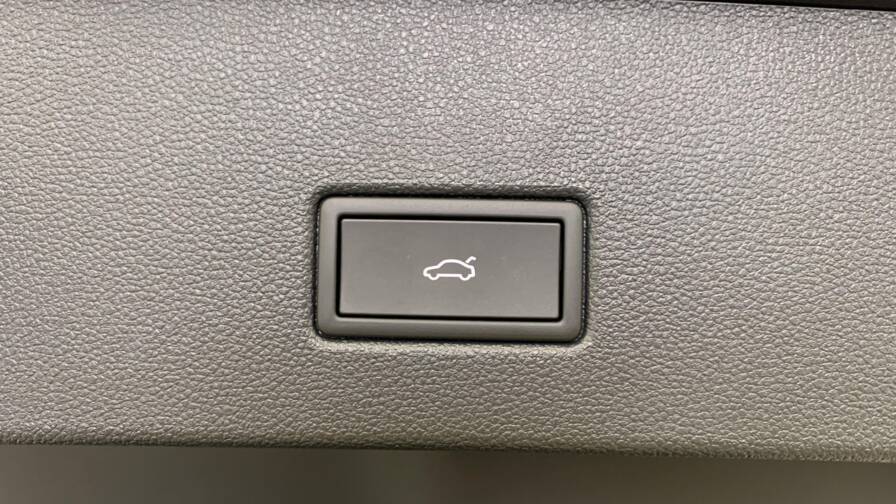 Mandataire Automobile neuf, recherche de Volkswagen T-roc-1-5-tsi-evo2-150-start-stop-dsg7-r-line-edition - E-Motors