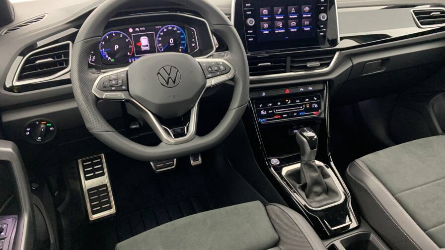 Mandataire Automobile neuf, recherche de Volkswagen T-roc-1-5-tsi-evo2-150-start-stop-dsg7-r-line-edition - E-Motors