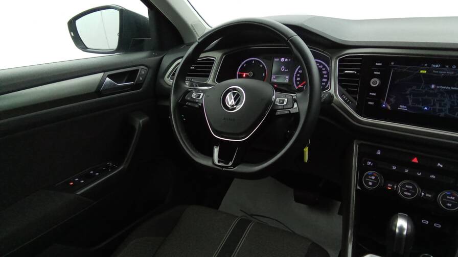 Mandataire Automobile occasion, recherche de Volkswagen T-roc-2-0-tdi-150-dsg7-lounge-plus-gps - E-Motors