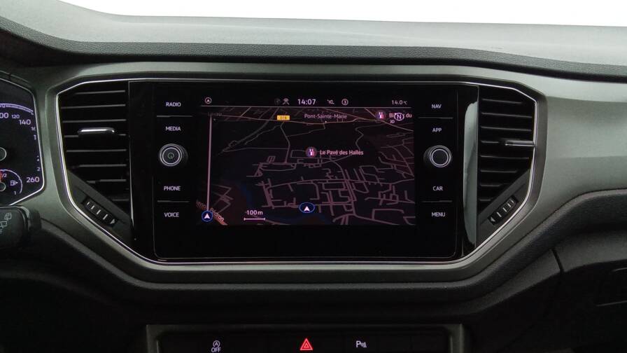 Mandataire Automobile occasion, recherche de Volkswagen T-roc-2-0-tdi-150-dsg7-lounge-plus-gps - E-Motors