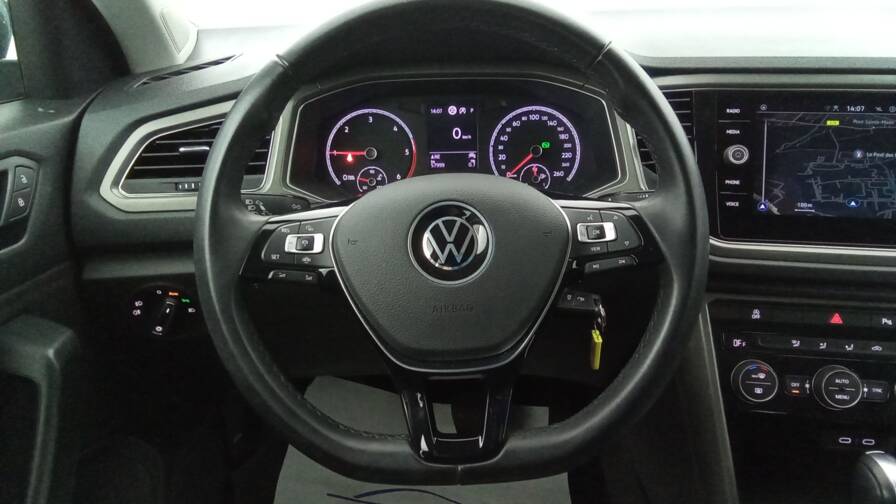 Mandataire Automobile occasion, recherche de Volkswagen T-roc-2-0-tdi-150-dsg7-lounge-plus-gps - E-Motors