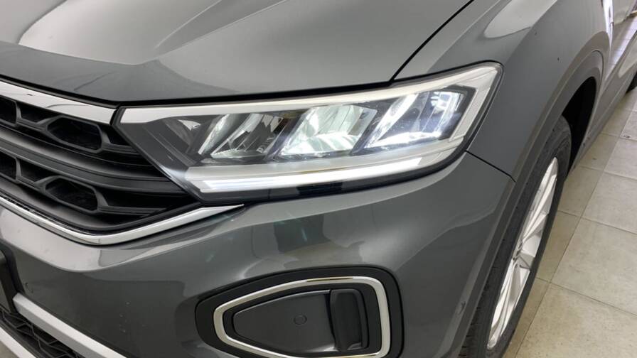 Mandataire Automobile neuf, recherche de Volkswagen T-roc-2-0-tdi-150-start-stop-dsg7-life-plus - E-Motors