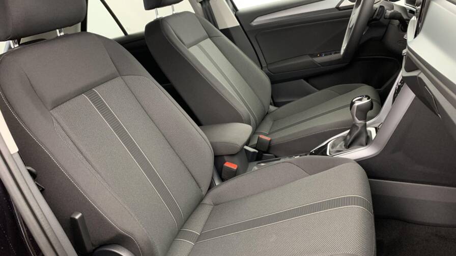 Mandataire Automobile neuf, recherche de Volkswagen T-roc-2-0-tdi-150-start-stop-dsg7-life-plus - E-Motors