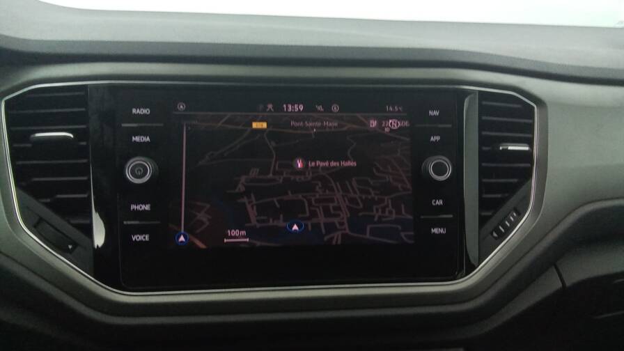 Mandataire Automobile occasion, recherche de Volkswagen T-roc-tsi-150-dsg7-lounge-plus-cam-ra-de-recul-plus-gps - E-Motors