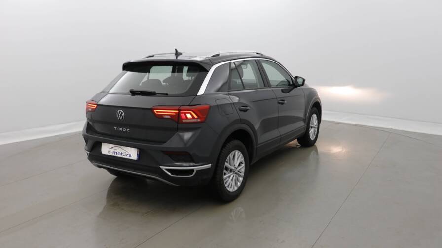 Mandataire Automobile occasion, recherche de Volkswagen T-roc-tsi-150-dsg7-lounge-plus-cam-ra-de-recul-plus-gps - E-Motors