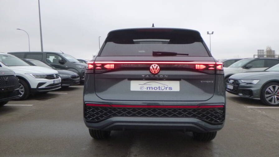 Mandataire Automobile neuf, recherche de Volkswagen Tayron-ehybrid-272-dsg6-5pl-r-line-plus-toit-pano-plus-ja20 - E-Motors