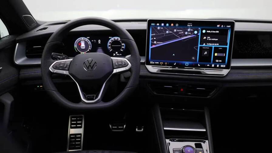 Mandataire Automobile neuf, recherche de Volkswagen Tayron-ehybrid-272-dsg6-5pl-r-line-plus-toit-pano-plus-ja20 - E-Motors