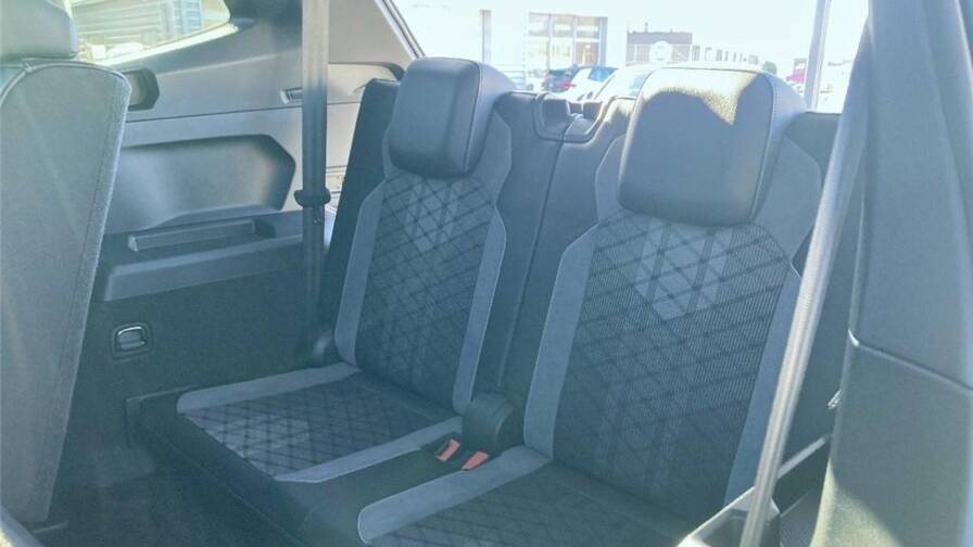 Mandataire Automobile occasion, recherche de Volkswagen Tiguan-allspace-2-0-tdi-150ch-dsg7-r-line - E-Motors