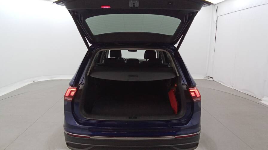 Mandataire Automobile occasion, recherche de Volkswagen Tiguan-allspace-2-0-tdi-150-dsg7-life-plus-gps-plus-cam-ra - E-Motors