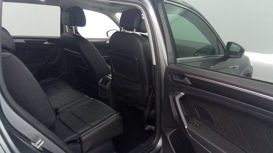 Mandataire Automobile occasion, recherche de Volkswagen Tiguan-allspace-tdi-150-dsg7-carat-exclusive-plus-cam-ra-360-plus-si-ges-avant-chauffants - E-Motors