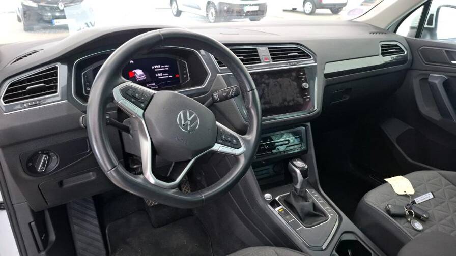 Mandataire Automobile occasion, recherche de Volkswagen Tiguan-1-4-ehybrid-245-dsg6-life-plus-toit-pano-plus-cam-ra-plus-hayon-plus-discover-m-dia - E-Motors